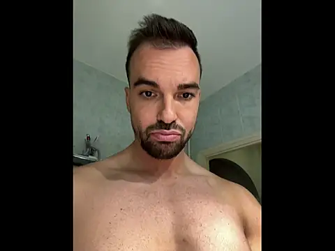 Snapshot of trylee chatting on November 4, 2025, 1:54 pm trylee online show from November 4, 2025, 1:54 pm