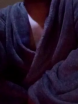 OnlyMoneyIwanT online show from October 12, 2025, 12:04 pm