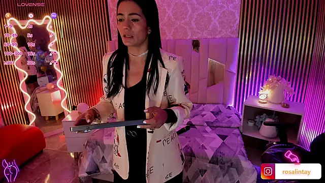 Rosalind tay online show from October 16, 2025, 11:55 am