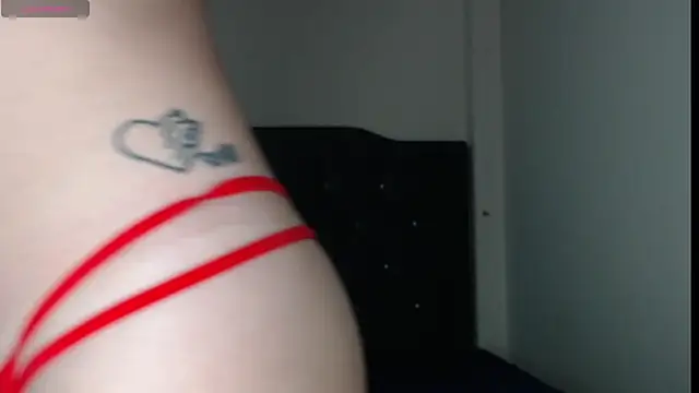 estrellajade online show from March 11, 2026, 4:51 am