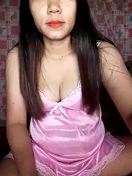 Snapshot of Ladygirl_x chatting on October 18, 2025, 6:19 pm Ladygirl x online show from October 18, 2025, 6:19 pm