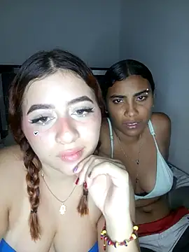 Snapshot of Chloe_Sky_love chatting on September 27, 2025, 5:34 am Chloe Sky love online show from September 27, 2025, 5:34 am