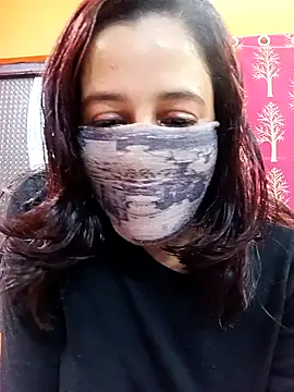 Snapshot of Hotpuja25 chatting on February 12, 2026, 7:09 pm Hotpuja25 online show from February 12, 2026, 7:09 pm