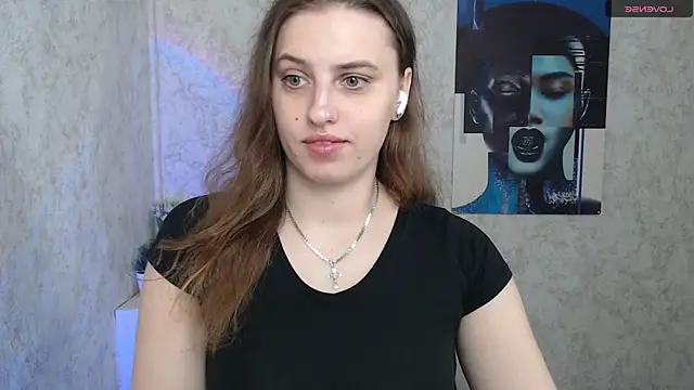 AmandaDimond  online show from April 19, 2026, 12:48 pm