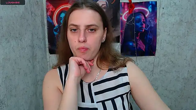 AmandaDimond  online show from April 30, 2026, 10:21 am