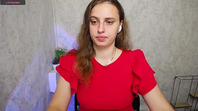 AmandaDimond  online show from June 14, 2026, 9:44 am