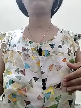 love sexy090 online show from May 5, 2026, 11:57 pm