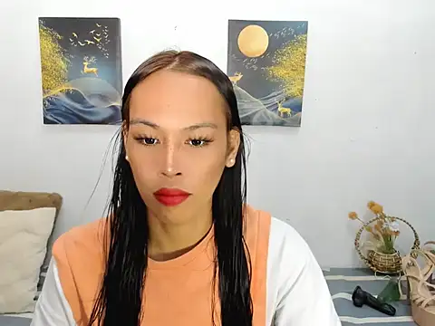 Snapshot of Savanna_White chatting on October 25, 2025, 1:18 pm Savanna White online show from October 25, 2025, 1:18 pm