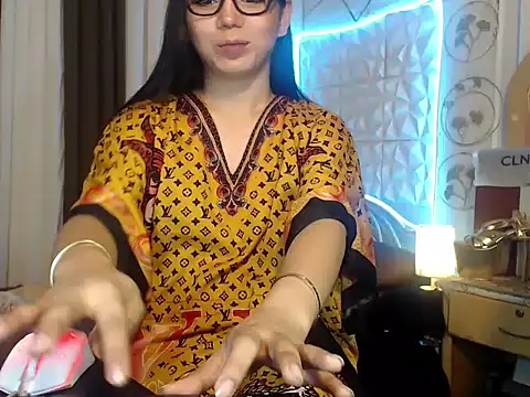 Snapshot of Alluring_Ashley chatting on September 26, 2025, 9:19 pm Alluring Ashley online show from September 26, 2025, 9:19 pm