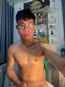 Snapshot of xshyboyx chatting on September 24, 2025, 4:21 pm xshyboyx online show from September 24, 2025, 4:21 pm