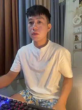 Snapshot of xshyboyx chatting on October 29, 2025, 2:58 am xshyboyx online show from October 29, 2025, 2:58 am