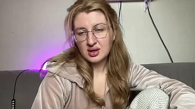 Kadayy1 online show from September 13, 2025, 7:46 pm