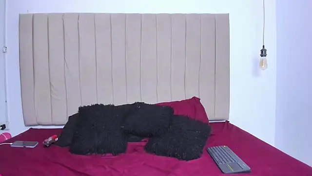 Snapshot of ana_foxi chatting on September 24, 2025, 12:03 am ana foxi online show from September 24, 2025, 12:03 am