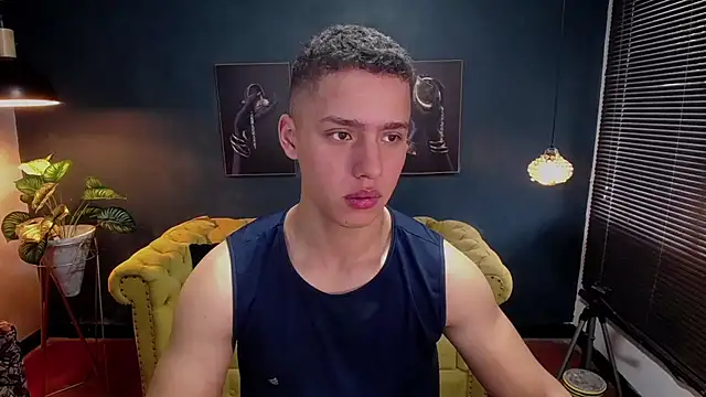 Snapshot of deivid_parker chatting on September 26, 2025, 1:37 pm deivid parker online show from September 26, 2025, 1:37 pm