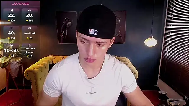 Snapshot of deivid_parker chatting on October 5, 2025, 2:26 pm deivid parker online show from October 5, 2025, 2:26 pm