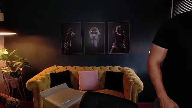 Snapshot of deivid_parker chatting on October 20, 2025, 1:55 pm deivid parker online show from October 20, 2025, 1:55 pm