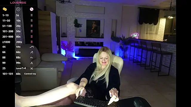 MariemLui online show from June 13, 2026, 3:04 am