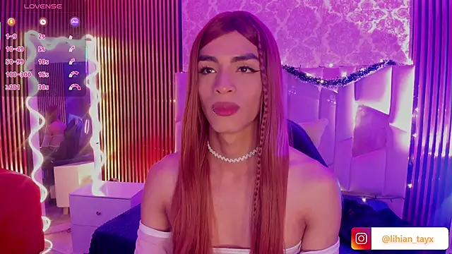 LIHIAN TAY online show from November 24, 2025, 4:56 am