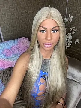 dutchbarbie online show from October 16, 2025, 7:59 pm