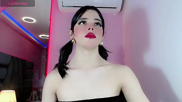 Snapshot of SabrinaAbasali chatting on October 13, 2025, 8:20 pm SabrinaAbasali online show from October 13, 2025, 8:20 pm