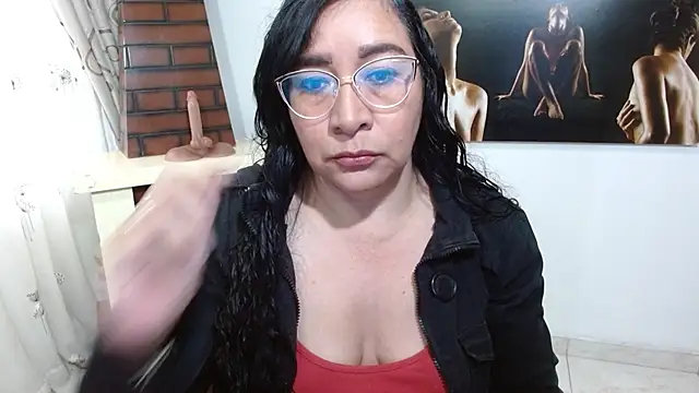 Grace mature milf online show from October 27, 2025, 11:25 am