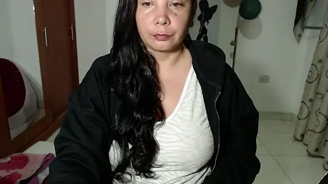 Vivian milf paint online show from September 25, 2025, 3:10 am