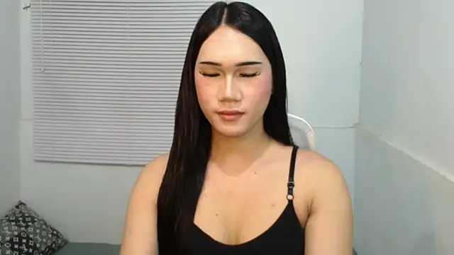 Leighs Celine online show from February 28, 2026, 7:04 pm