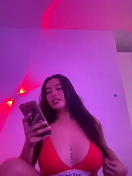 Snapshot of urasianlady chatting on October 7, 2025, 4:42 am urasianlady online show from October 7, 2025, 4:42 am