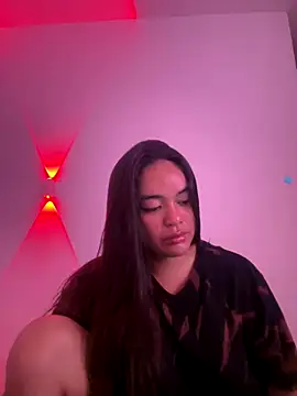 Snapshot of urasianlady chatting on October 31, 2025, 1:12 pm urasianlady online show from October 31, 2025, 1:12 pm