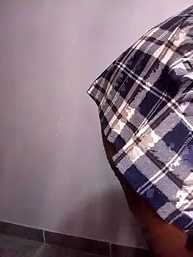 Snapshot of shy-lillyX22 chatting on March 23, 2026, 6:50 am shy-lillyX22 online show from March 23, 2026, 6:50 am