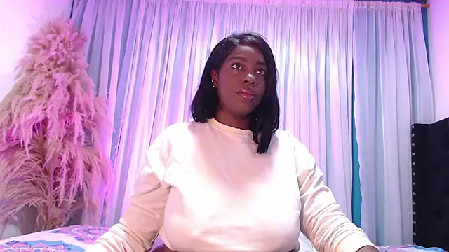 Snapshot of Alhana-miller chatting on October 13, 2025, 11:32 am Alhana-miller online show from October 13, 2025, 11:32 am