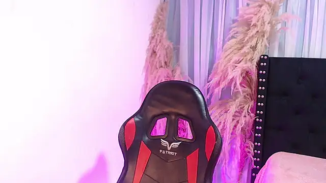 Alhana-miller online show from November 8, 2025, 1:55 pm