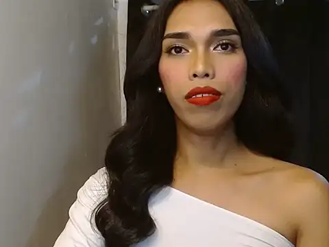 angelaxmonroe online show from May 7, 2026, 2:00 pm