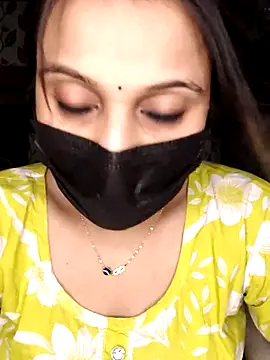 Snapshot of Horny_Shalu chatting on October 18, 2025, 7:36 pm Horny Shalu online show from October 18, 2025, 7:36 pm