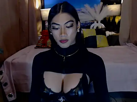 DAYANARAHFOX online show from April 7, 2026, 10:26 am