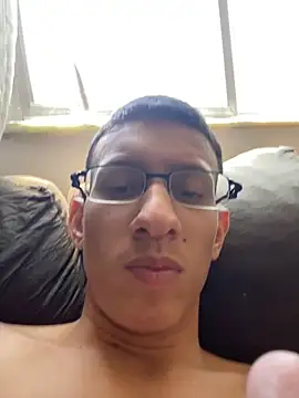 Snapshot of safadezanunes2 chatting on November 25, 2025, 3:45 pm safadezanunes2 online show from November 25, 2025, 3:45 pm