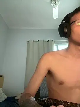 Snapshot of safadezanunes2 chatting on December 19, 2025, 3:52 pm safadezanunes2 online show from December 19, 2025, 3:52 pm