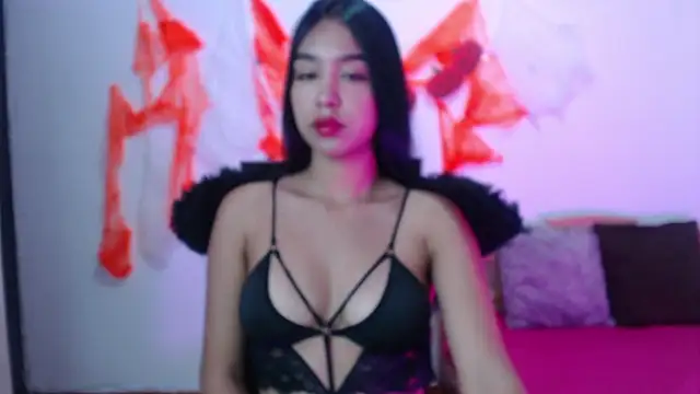 kyra fox  online show from October 31, 2025, 12:28 pm