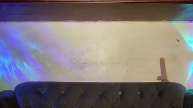 Snapshot of calimonroe chatting on October 26, 2025, 6:25 pm calimonroe online show from October 26, 2025, 6:25 pm