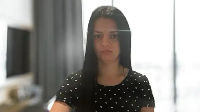 Sladosttss online show from February 2, 2026, 7:01 pm