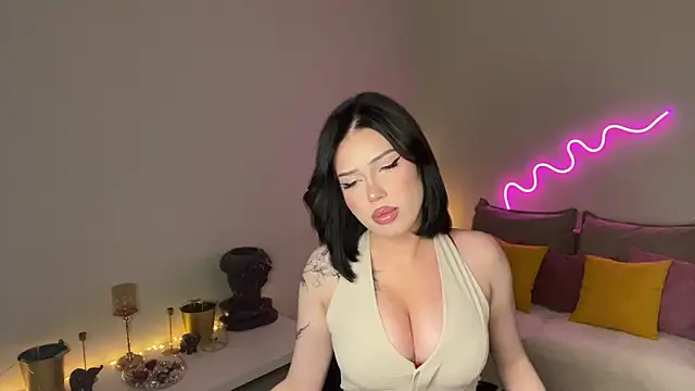 Snapshot of mistress_of_hearts chatting on May 14, 2026, 7:53 pm mistress of hearts online show from May 14, 2026, 7:53 pm