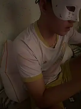 boyhigh1997 online show from July 23, 2026, 10:13 am