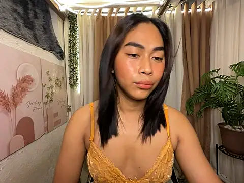 Snapshot of Sweetasian_cum chatting on May 21, 2026, 2:24 pm Sweetasian cum online show from May 21, 2026, 2:24 pm
