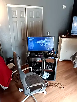 Snapshot of EbonyKing69 chatting on October 15, 2025, 7:47 pm EbonyKing69 online show from October 15, 2025, 7:47 pm