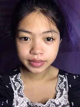 Snapshot of Thy00__ chatting on October 3, 2025, 1:13 am Thy00 online show from October 3, 2025, 1:13 am