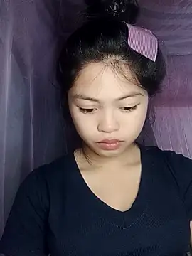 Snapshot of Thy00__ chatting on October 23, 2025, 3:00 pm Thy00 online show from October 23, 2025, 3:00 pm