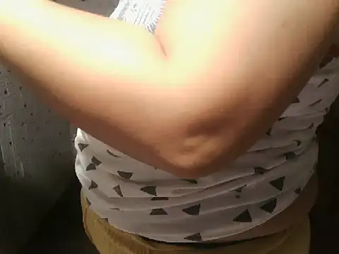 Sexymom350 online show from October 25, 2025, 1:13 am