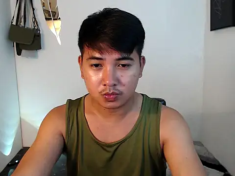 JboyGiant005 online show from October 2, 2025, 6:09 am