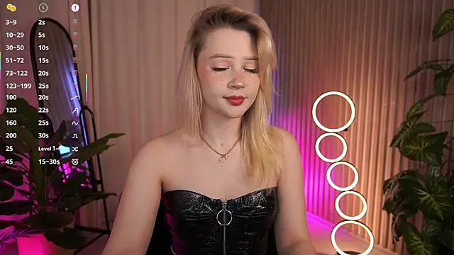 LauraWifeness online show from December 14, 2025, 6:30 am