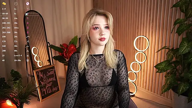 LauraWifeness online show from February 18, 2026, 6:31 am